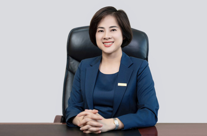 Bà Đỗ Hà Phương. 