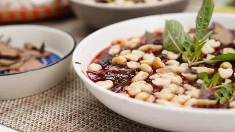 7 người ở Quảng Bình ngộ độc, nghi ăn tiết canh bò. Ảnh minh họa