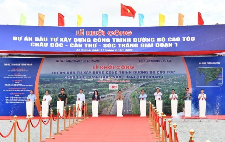 An Giang khởi công dự án cao tốc Châu Đốc - Cần Thơ - Sóc Trăng giai đoạn 1 vào sáng 17/6. Ảnh: CTTĐT An Giang