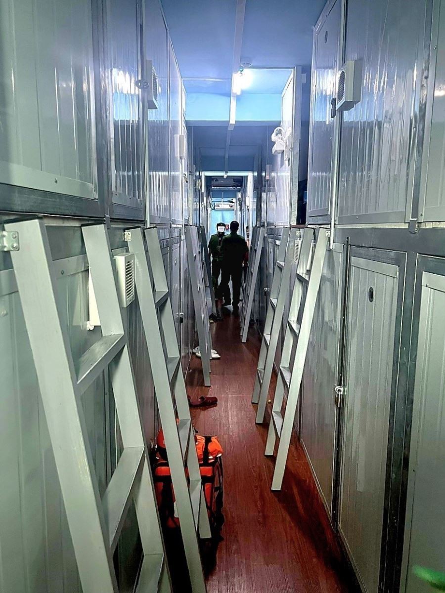 Qua thống kê từ 58 hệ thống hộp ngủ kiểm tra được (có 9 công trình hộp ngủ không kiểm tra được do chủ nhà đóng cửa) thì có tổng cộng 2.165 chỗ ngủ (bình quân hơn 37 hộp ngủ/công trình)