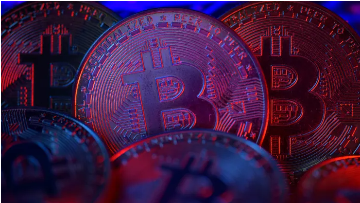 Bitcoin đạt mức 62.000 USD điều gì đang diễn ra trên thị trường tiền điện tử?