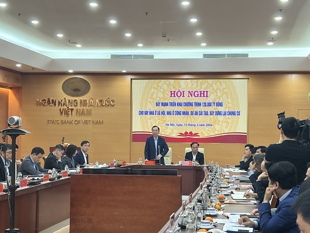 Hội nghị trực tuyến Đẩy mạnh triển khai chương trình 120.000 tỷ đồng cho vay nhà ở xã hội, nhà ở công nhân, dự án cải tạo, xây dựng lại chung cư - Ảnh: VGP/HT