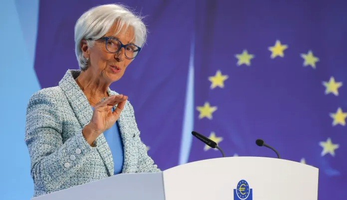 Christine Lagarde, chủ tịch Ngân hàng Trung ương Châu Âu (ECB), tại cuộc họp báo về quyết định lãi suất ở Frankfurt, Đức, vào thứ Năm, ngày 6 tháng 6 năm 202