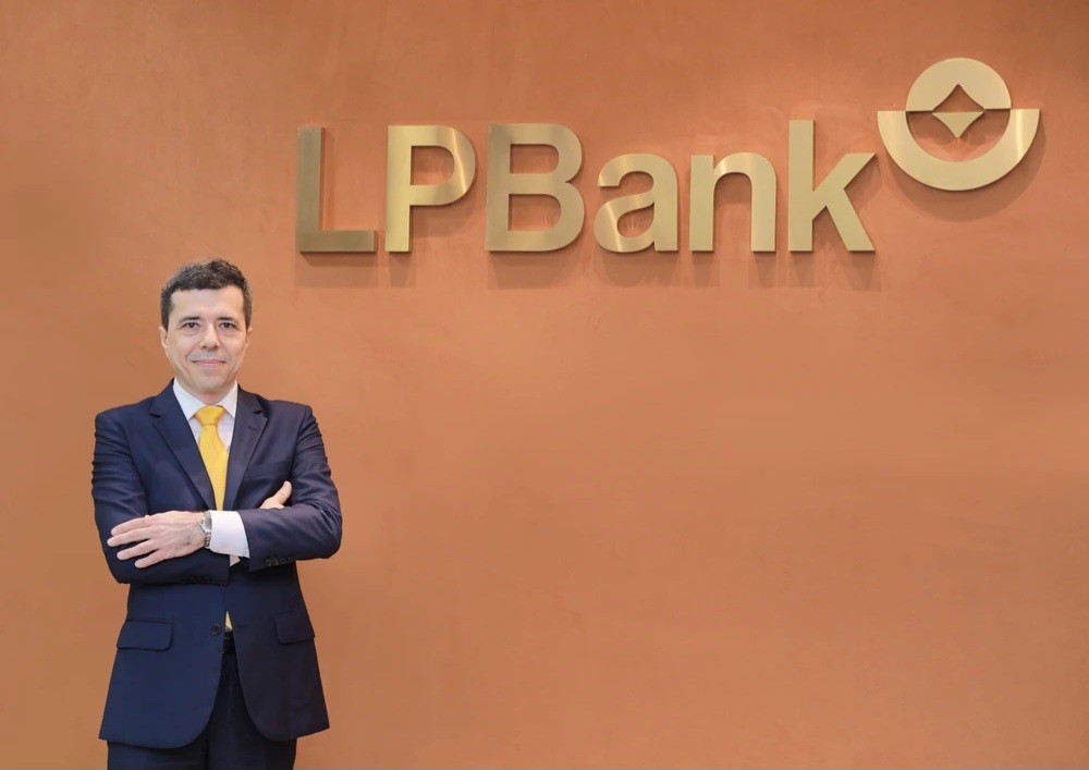 Ông Loic Faussier đảm nhận vị trí Cố vấn cấp cao Ban điều hành LPBank