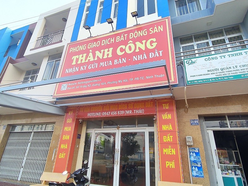 Nhiều sàn, phòng giao dịch bất đông sản đang hoạt động tại TP. Phan Rang - Tháp Chàm thời gian qua nhưng chưa đủ điều kiện. Ảnh minh họa.