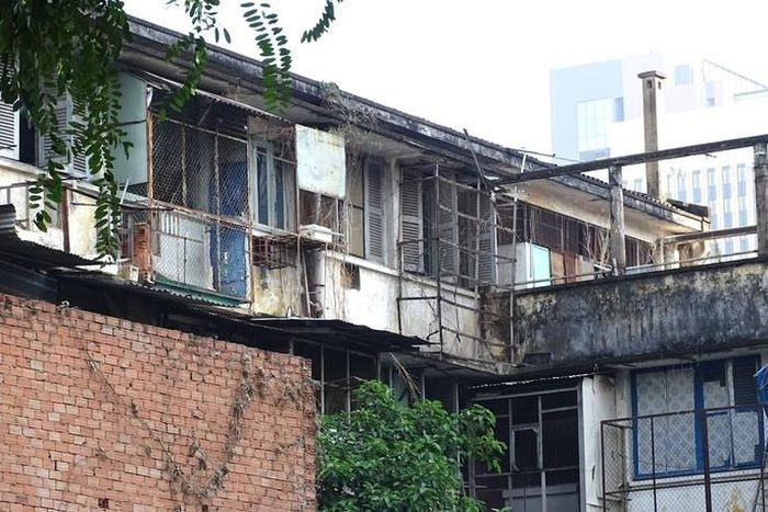 Một chung cư cũ trên địa bàn quận 1, TPHCM (Ảnh: NLĐ