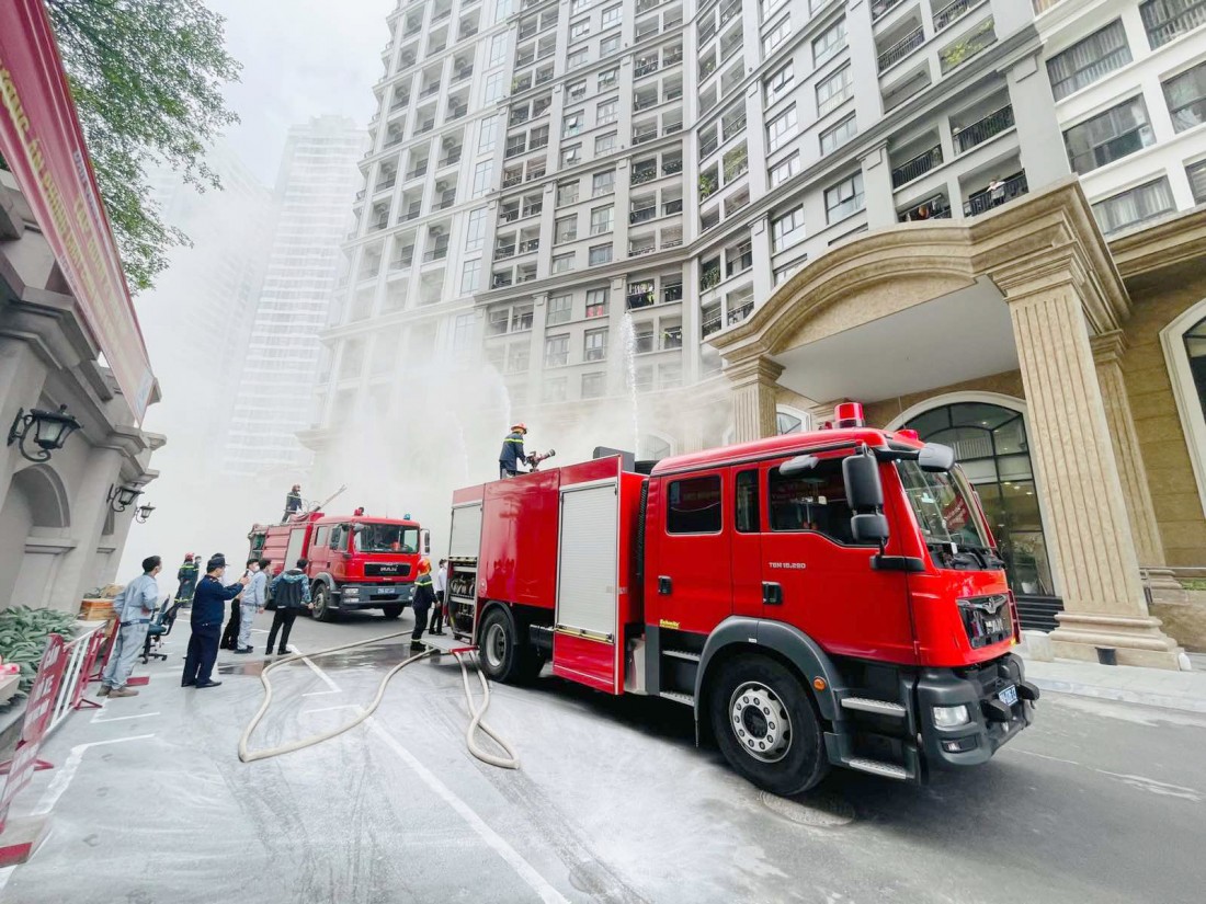   Diễn tập PCCC tại chung cư Sunshine Palace, quận Hoàng Mai, TP.Hà Nội