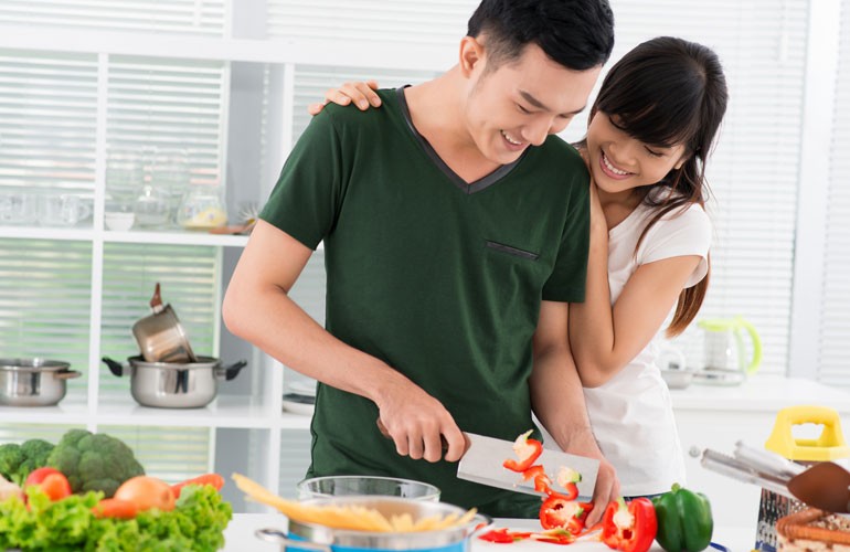 Bữa ăn được thực hiện bởi chồng sẽ khiến cô vợ cảm thấy vô cùng hạnh phúc