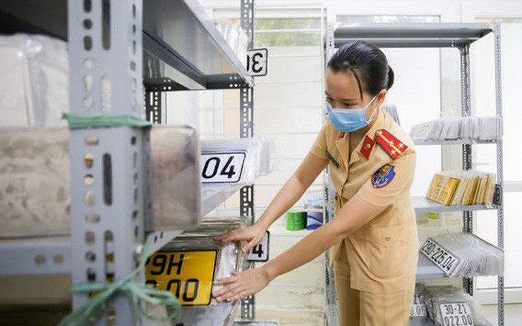 Bộ Công an đề xuất quản lý biển số ô tô, xe máy theo mã định danh. Ảnh: Phụ nữ mới