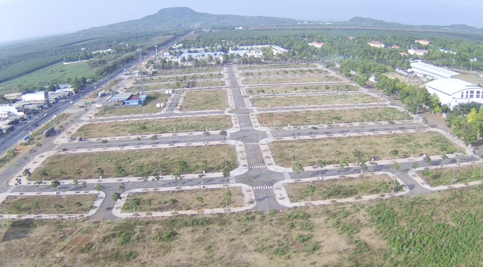 Gần 600 lô đất khu 3 mà người dân mua 5 năm nhưng chưa có giấy sử dụng đất, không được xây dựng. Ảnh: Người Lao động