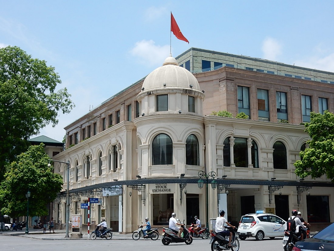 HNX nghỉ giao dịch 3 ngày nhân dịp Giỗ Tổ Hùng Vương, 30/4 và 1/5. Ảnh minh họa
