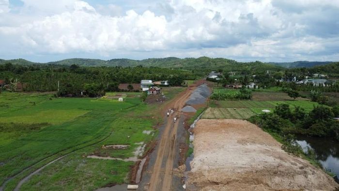 Dự án đường Hồ Chí Minh đoạn tránh phía Đông TP Buôn Ma Thuột chậm tiến độ, đội vốn.