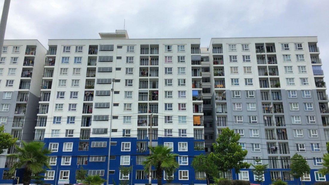 Nhà ở xã hội gặp nhiều vướng mắc và sắp tới, có thể sẽ bỏ quy định có hộ khẩu mới được mua nhà. Ảnh minh họa
