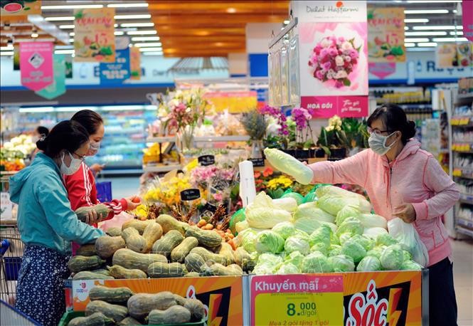 Chính phủ chốt phương án giảm thuế VAT xuống mức 8% đến hết năm 2023. Ảnh minh họa