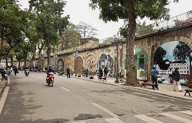 Hà Nội cho phép thí điểm xe chạy 2 chiều trên phố Quang Trung và Phùng Hưng. Ảnh: internet