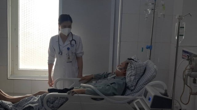 Nạn nhân sống sót duy nhất trong sự cố ở Công ty Miwon bị ngừng tim liên tục, tiên lượng xấu. Ảnh: Sức khỏe Đời sống
