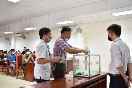 Đấu giá 17 thửa đất tại điểm X1. Ảnh: Tuổi trẻ và Pháp luật