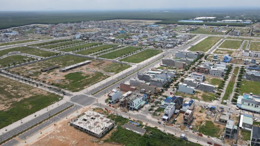 Đề nghị chấm dứt 6 gói thầu vì thi công ì ạch tại khu tái định cư sân bay Long Thành. Ảnh: Thương Trường