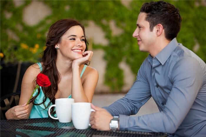 Ngày 20/10 là dịp để bạn bày tỏ yêu thương với những người phụ nữ thân yêu. Ảnh minh họa