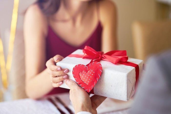 dành những lời chúc 20/10 hài hước, vui nhộn nhất đến những người phụ nữ thân yêu như món quà giải trí giúp tinh thần thêm vui vẻ, yêu đời.