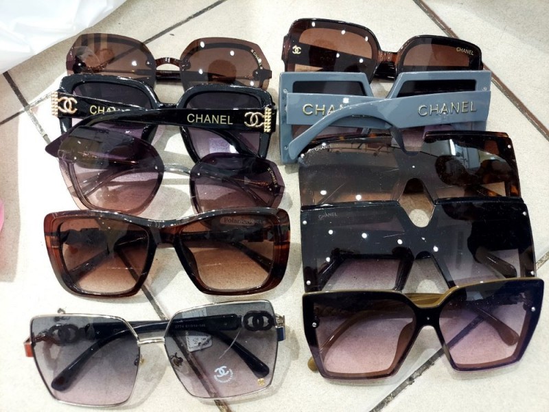 Các sản phẩm làm giả các nhãn hiệu Gucci, Dior, Chanel, Louis Vuitton, Adidas, Nike, Hermes,...