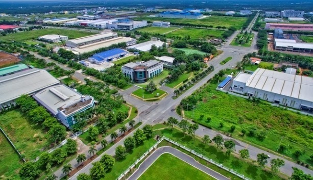 Một khu công nghiệp trên địa bàn tỉnh Thanh Hóa. Ảnh: Lao Động