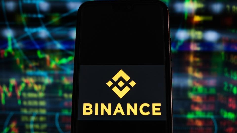 Nước Anh cấm cửa sàn giao dịch tiền ảo Binance