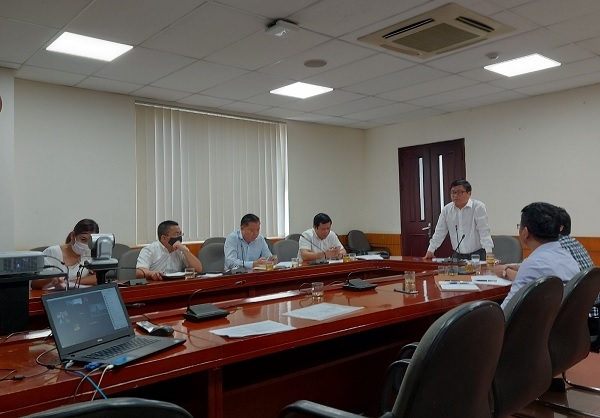 Quang cảnh cuộc họp trực tuyến giữa Lãnh đạo Cục Công nghiệp và 11 hiệp hội ngành hàng. (Ảnh: MOIT)