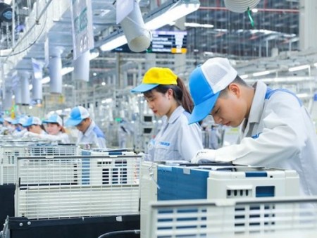 Quốc hội và Chính phủ đang có nhiều quyết sách kịp thời hỗ trợ doanh nghiệp. Ảnh Internet.
