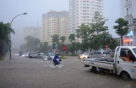 Mưa dông xuất hiện nhiều nơi trên cả nước. Ảnh minh họa