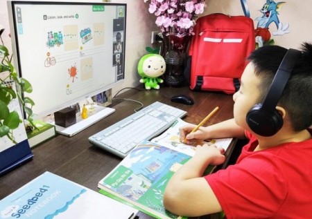 Bộ GD&ĐT đề nghị miễn giảm cước internet cho học sinh, sinh viên