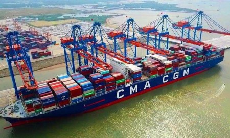 Hãng tàu lớn thứ ba thế giới cam kết không tăng giá cước tại Việt Nam. Ảnh: Internet