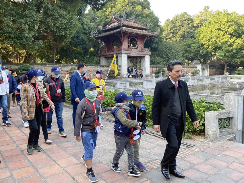 Du lịch Hà Nội “hiến kế” sống chung với Covid-19