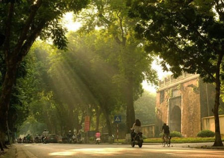 Thời tiết ngày 06/9 các khu vực trên cả nước có lúc có nắng xen kẽ mưa rào và dông