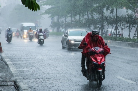 Dự báo thời tiết ngày 08/9: Cả nước mưa dông, các tỉnh ven biển Bắc Bộ và Trung Bộ chuẩn bị đón cơn bão mạnh 