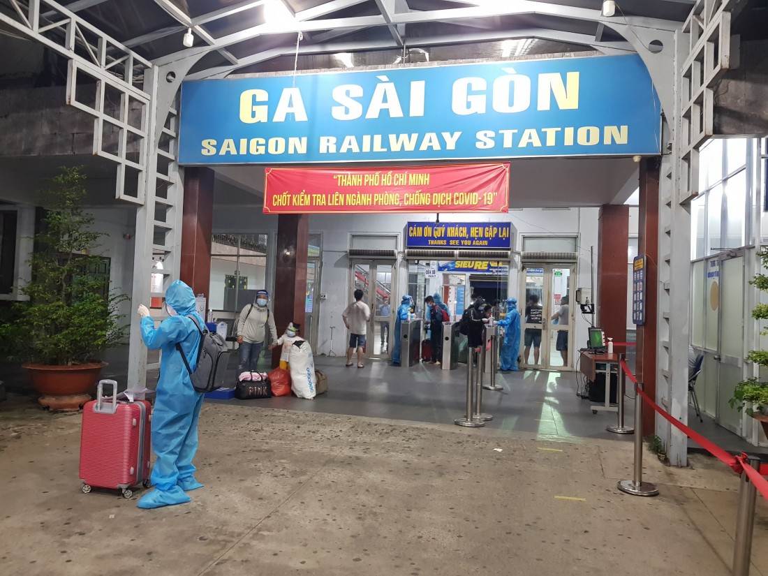 Ngành đường sắt tiếp tục duy trì các biện pháp phòng dịch COVID-19 trên các chuyến tàu Tết. Ảnh minh họa