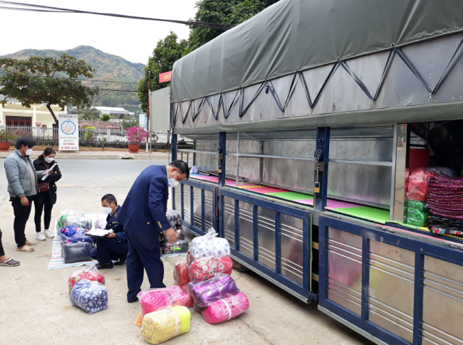 Phương tiện vận chuyển hàng hoá không rõ nguồn gốc