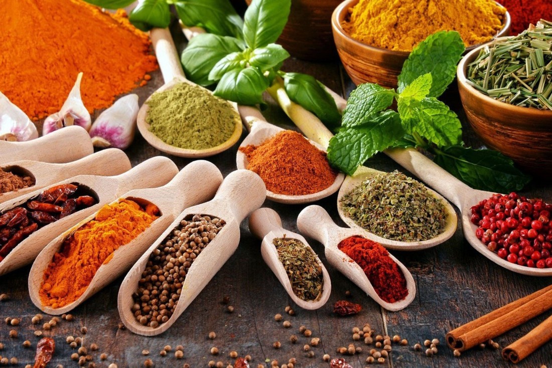 Giá cà phê và hồ tiêu ngày 16/2: Cà phê gần chạm mốc 45.000 đồng/kg