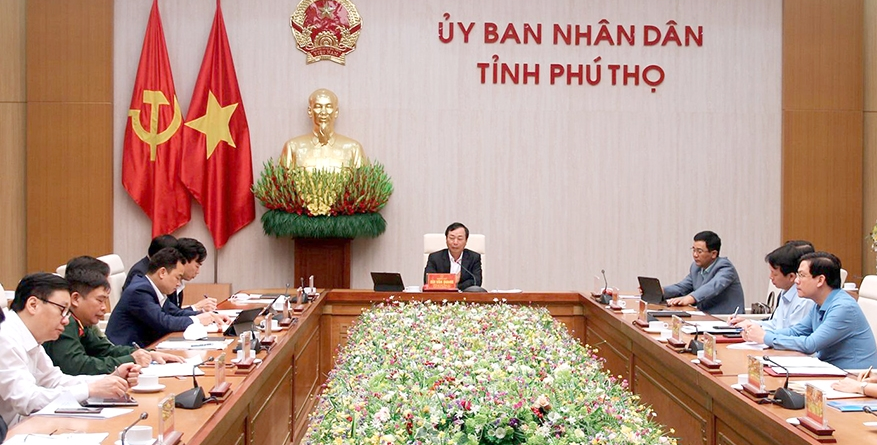 Bắn ph&aacute;o hoa tầm cao dịp Giỗ Tổ H&ugrave;ng Vương - Lễ hội Đền H&ugrave;ng năm 2022
