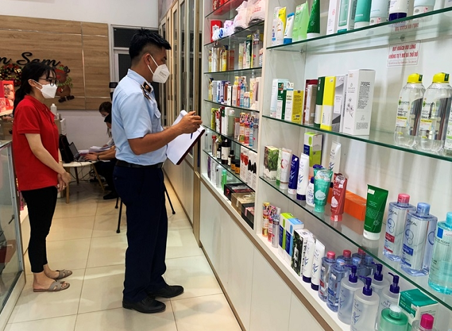 Vĩnh Phúc: Phát hiện nhiều mỹ phẩm không rõ nguồn gốc