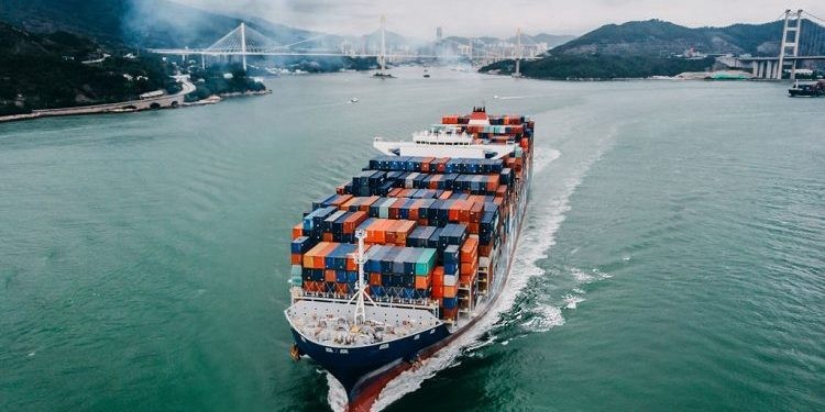 Kim ngạch xuất nhập khẩu của Việt Nam đạt gần 210 tỷ USD