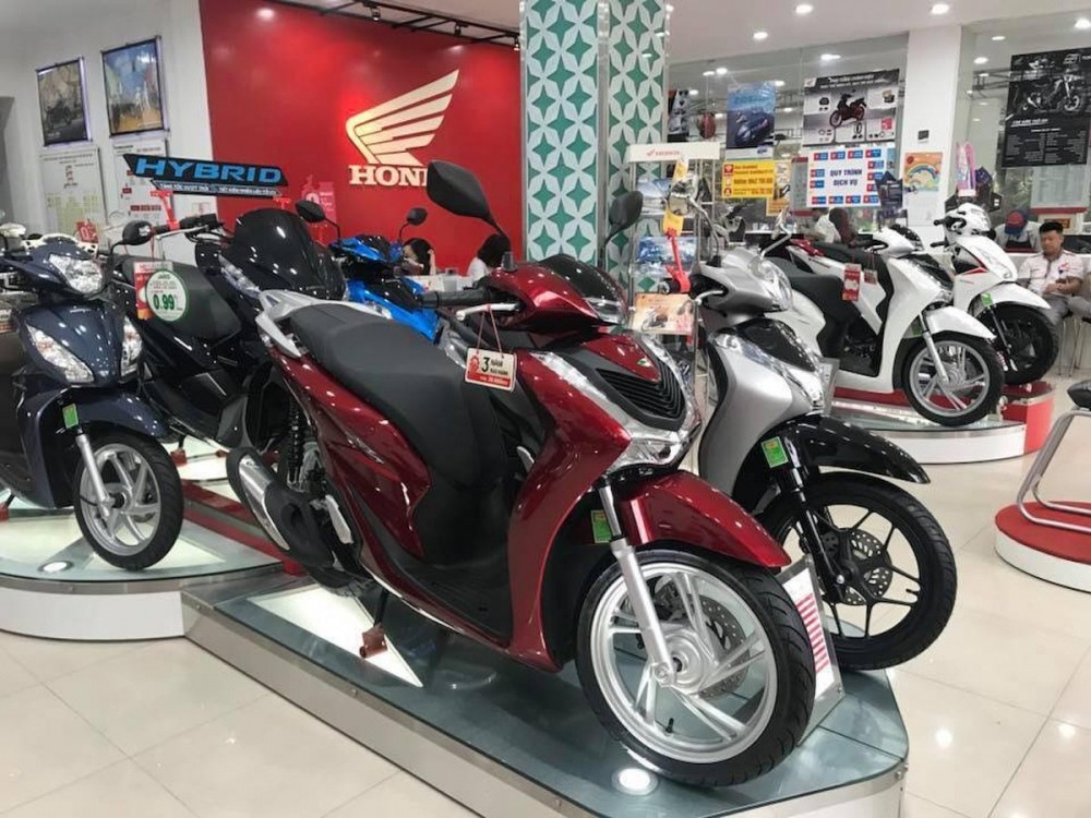 Người Việt mua hơn 7.000 xe máy mỗi ngày. Ảnh minh hoạ