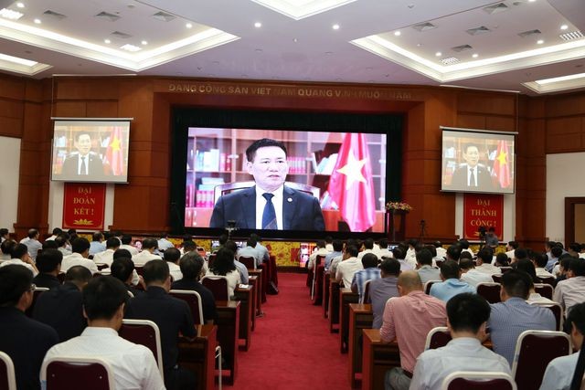 Hội nghị Sơ kết công tác tài chính - NSNN 6 tháng đầu năm 2022 theo hình thức trực tuyến và trực tiếp - Ảnh: VGP