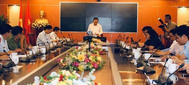 7 DN viễn thông di động vừa bị Bộ TT&TT xử phạt về hoạt động quản lý thông tin thuê bao - Ảnh: VGP/HM