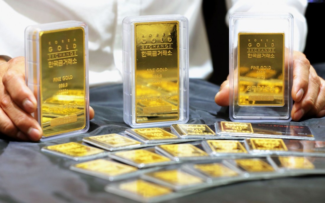 Giá vàng trong nước tiếp tục tăng cao.
