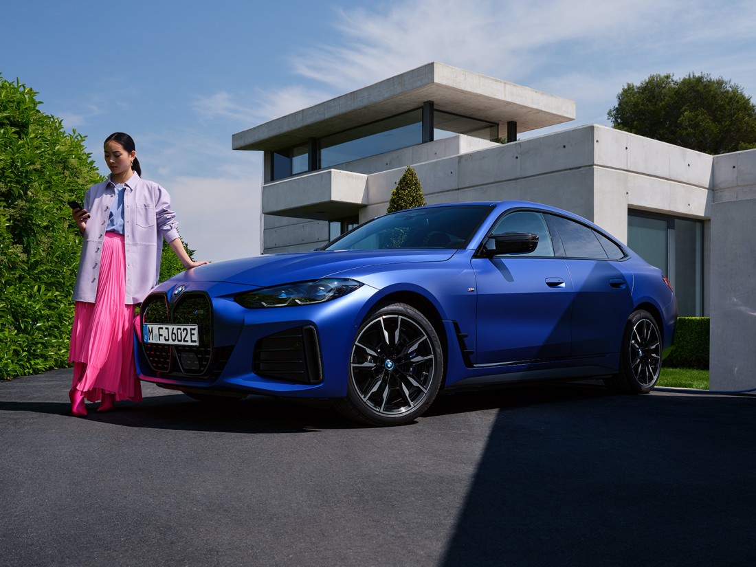 BMW dự kiến ​​sẽ sản xuất ít nhất 6 mẫu xe chạy hoàn toàn bằng điện trong  vào năm 2030. 