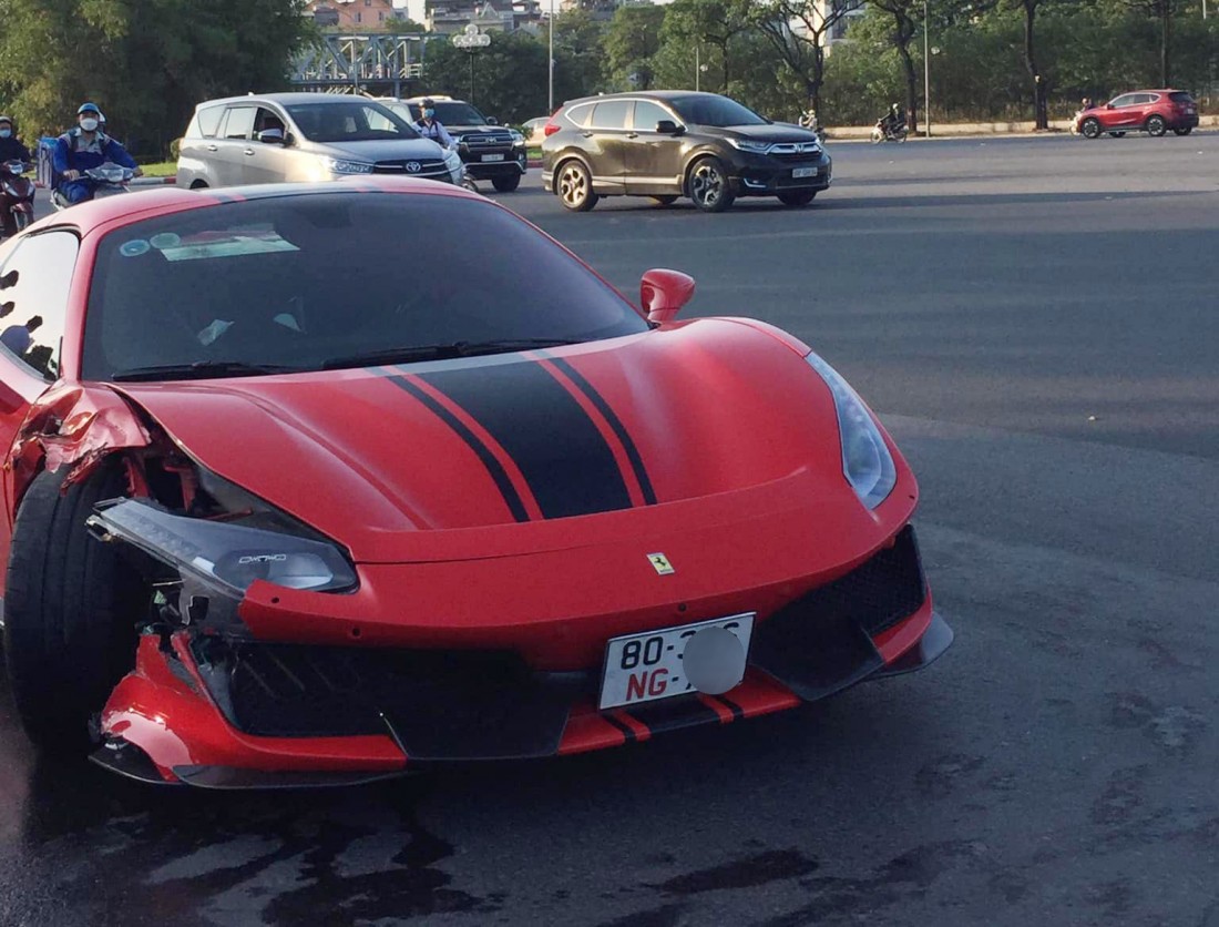 Ferrari 488 Pista Spider có giá sau thuế trên 30 tỷ đồng tại Việt Nam