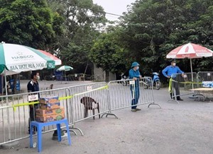 Ghi nhận hàng trăm ca mắc mới, Hà Nội liên tiếp thông báo khẩn tìm người