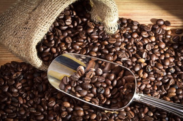 Thị trường cà phê trong nước tiếp tục đi ngang. Ảnh minh hoạ
