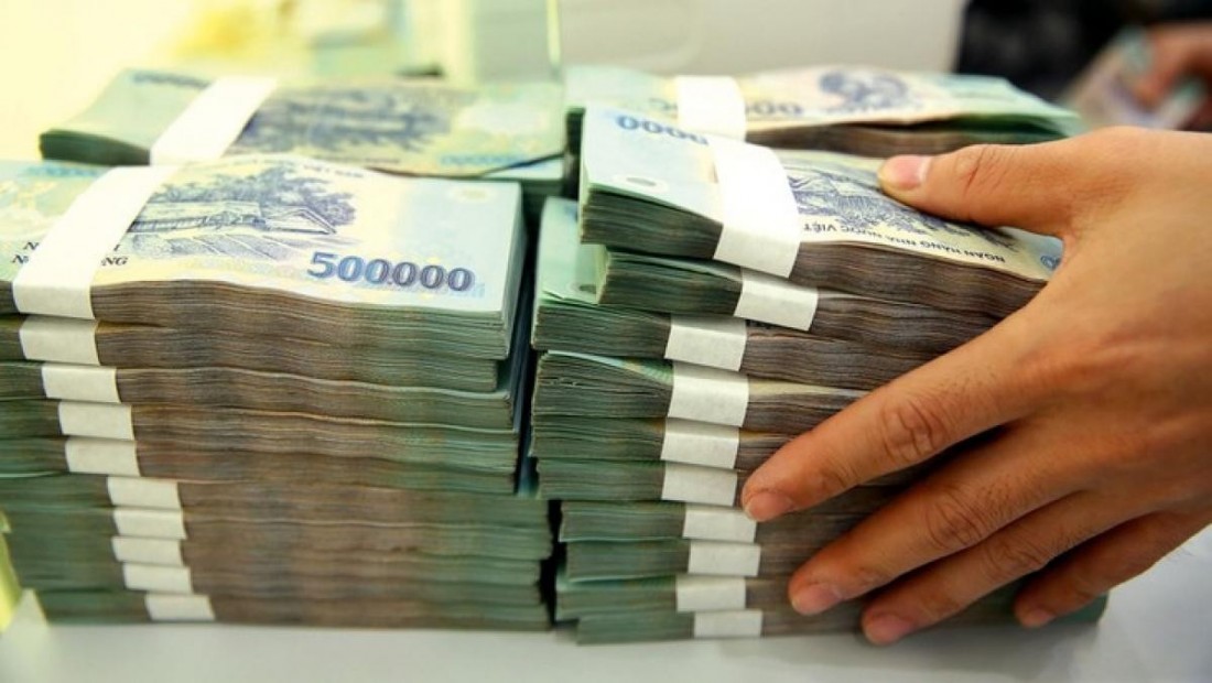 Các ngân hàng phải vay mượn nhau với lãi suất 11-12%/năm